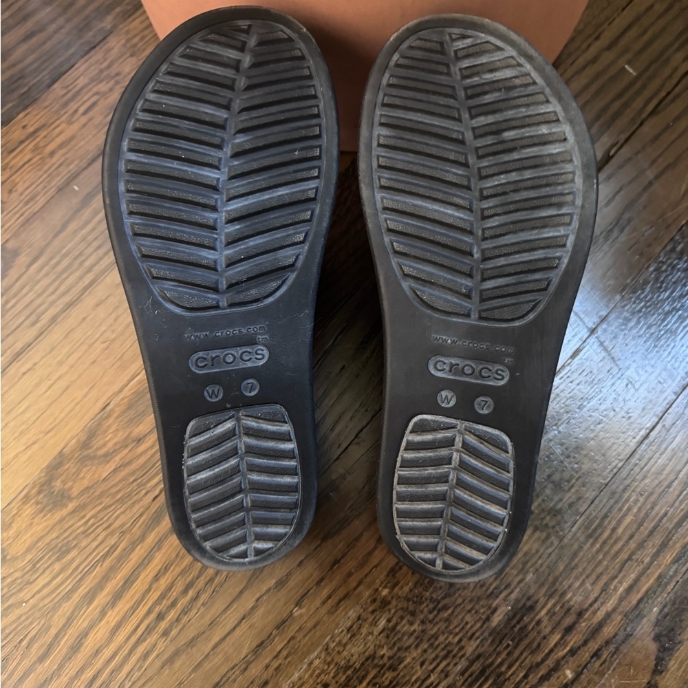 2 Pairs CROCS Getaway & Brooklyn Platform Sandals Flip Flops Quartz | Black | 7 - Picture 5 of 5